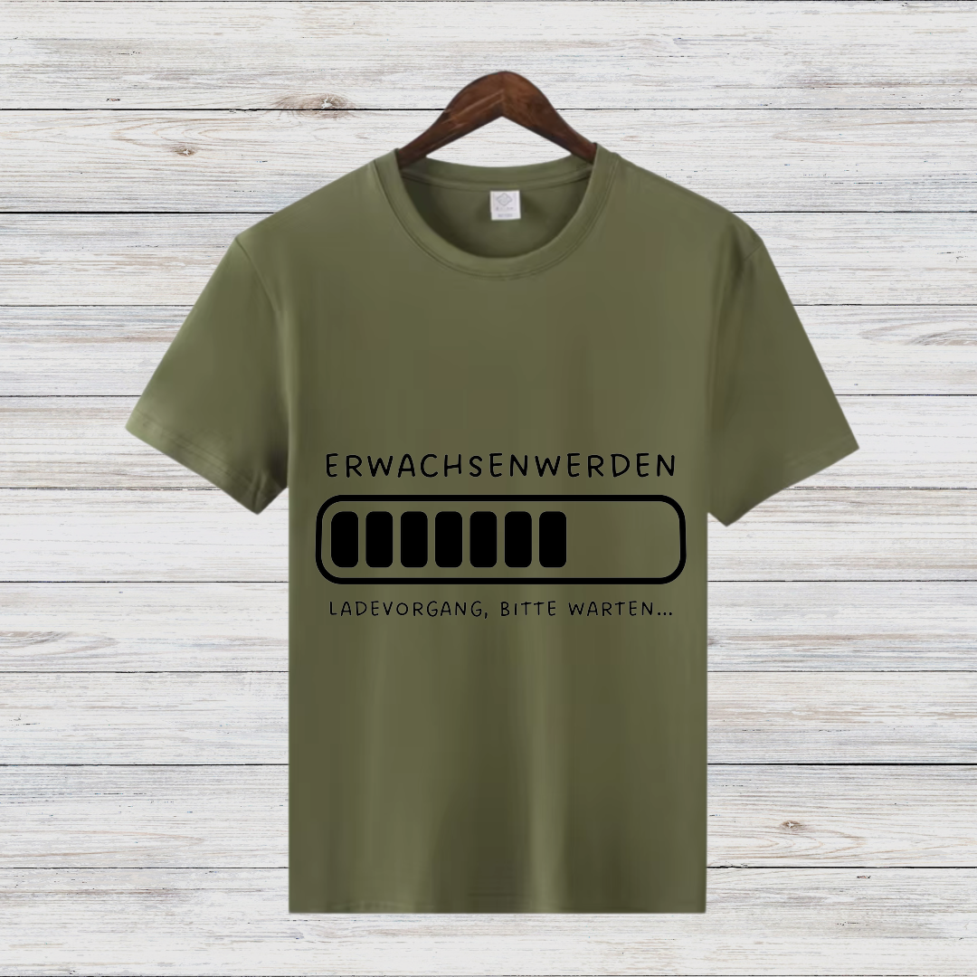 Erwachsen Werden Shirt | Lustiges Ladebalken T-Shirt | Humorvolles Geschenk | Witziges Statement Shirt für Nerds
