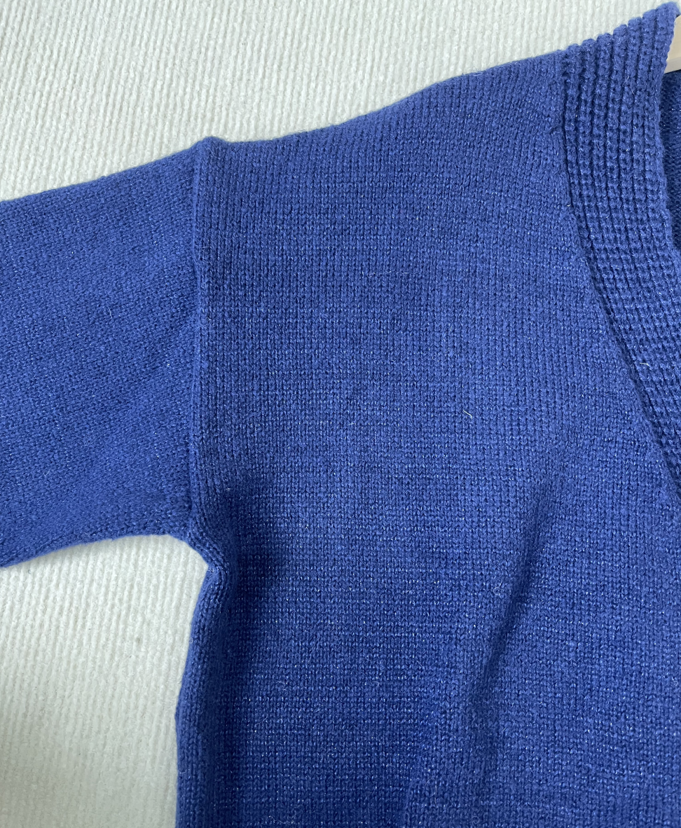 StrickSinn® - Blauwe effen trui met lange mouwen