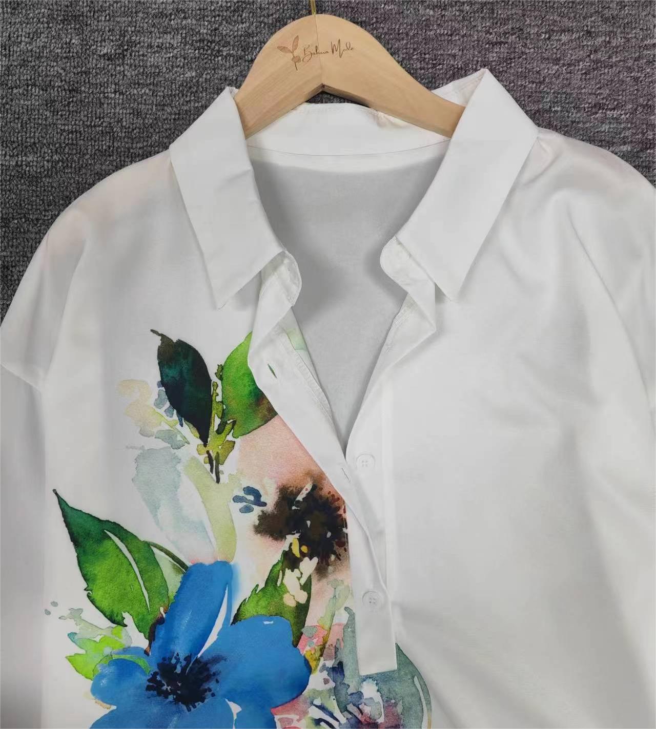 FallStil® - Tuniekblouse met knopenlijst met aquarelbloemen