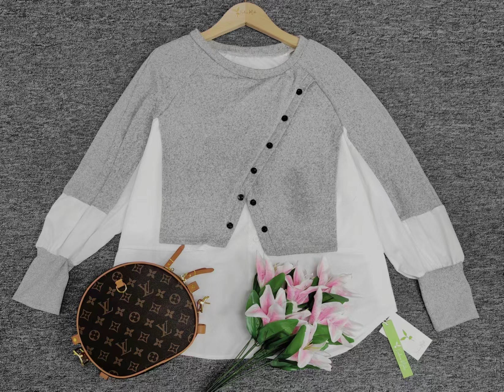 SpringStil® - Grijze gebreide blouse Witte Twofer-sweater