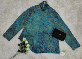 FallStil® - Paisley groen-blauwe ombre top met opstaande hals