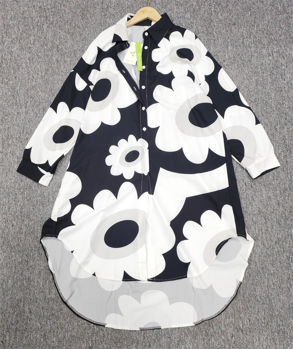 FallStil® - Groovy mini-jurk met lange mouwen en print