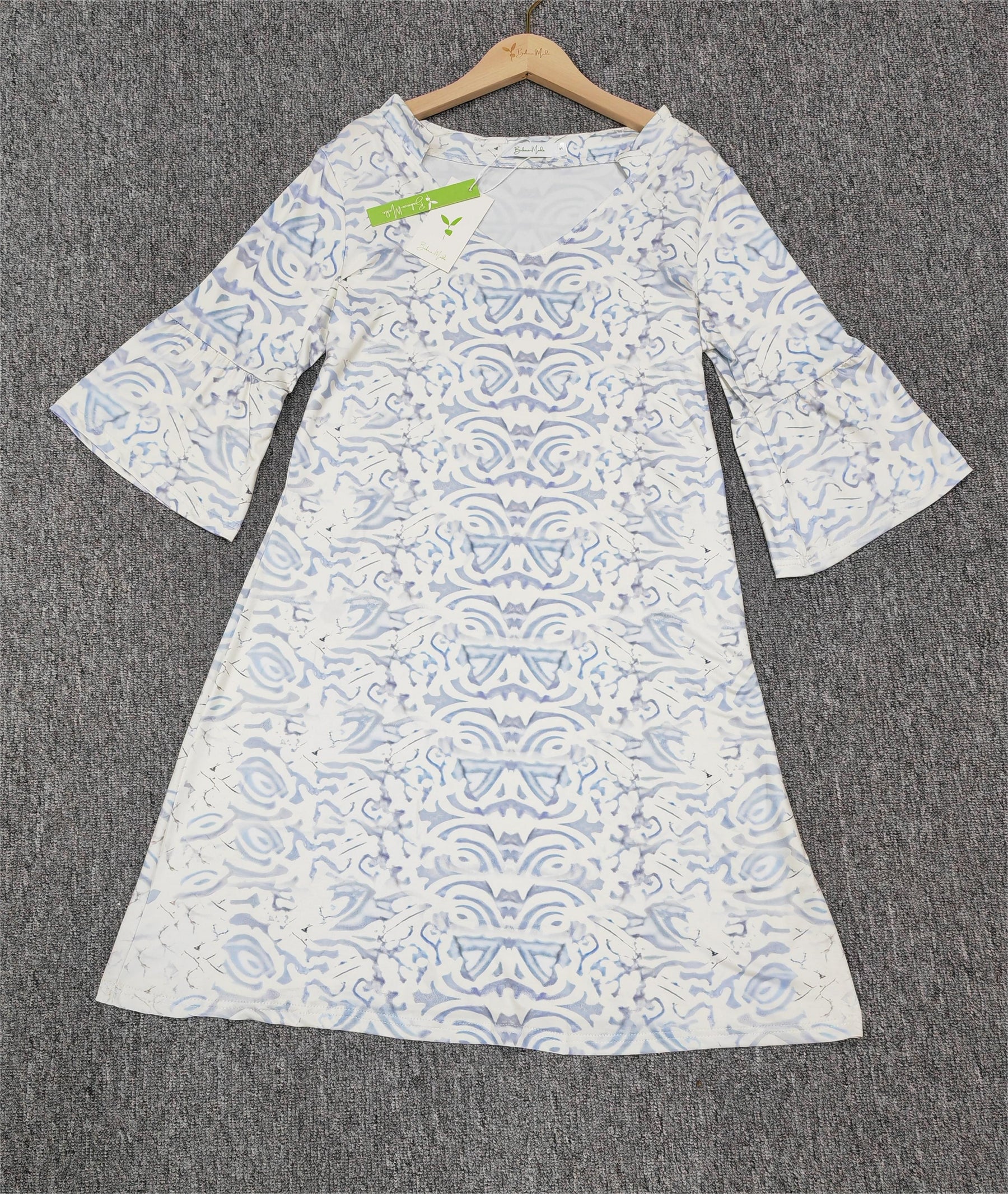 SpringStil® - Verweerde blauw-witte mini-jurk met vintage print en halve mouwen