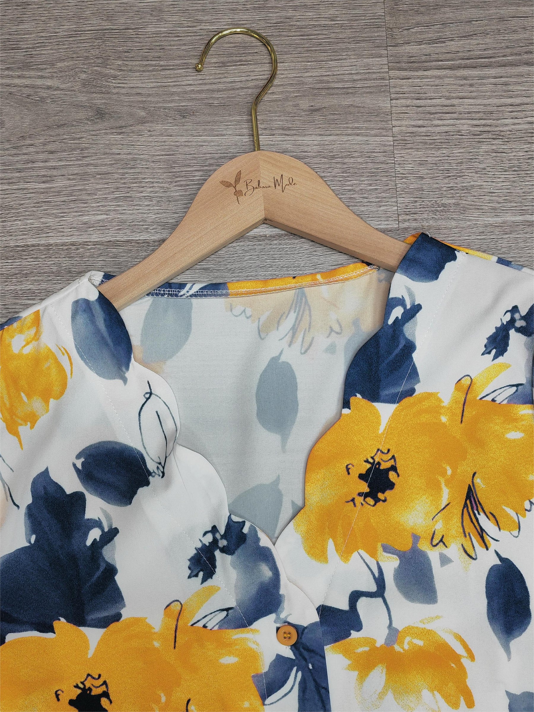 SpringStil® - Romantische top met korte mouwen en bloemenprint