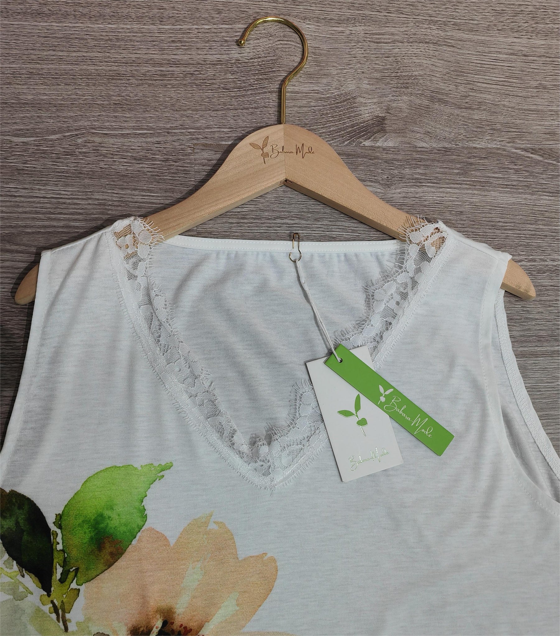 Naturlux® - Zomerse mini-jurk met gebloemde V-hals van kant