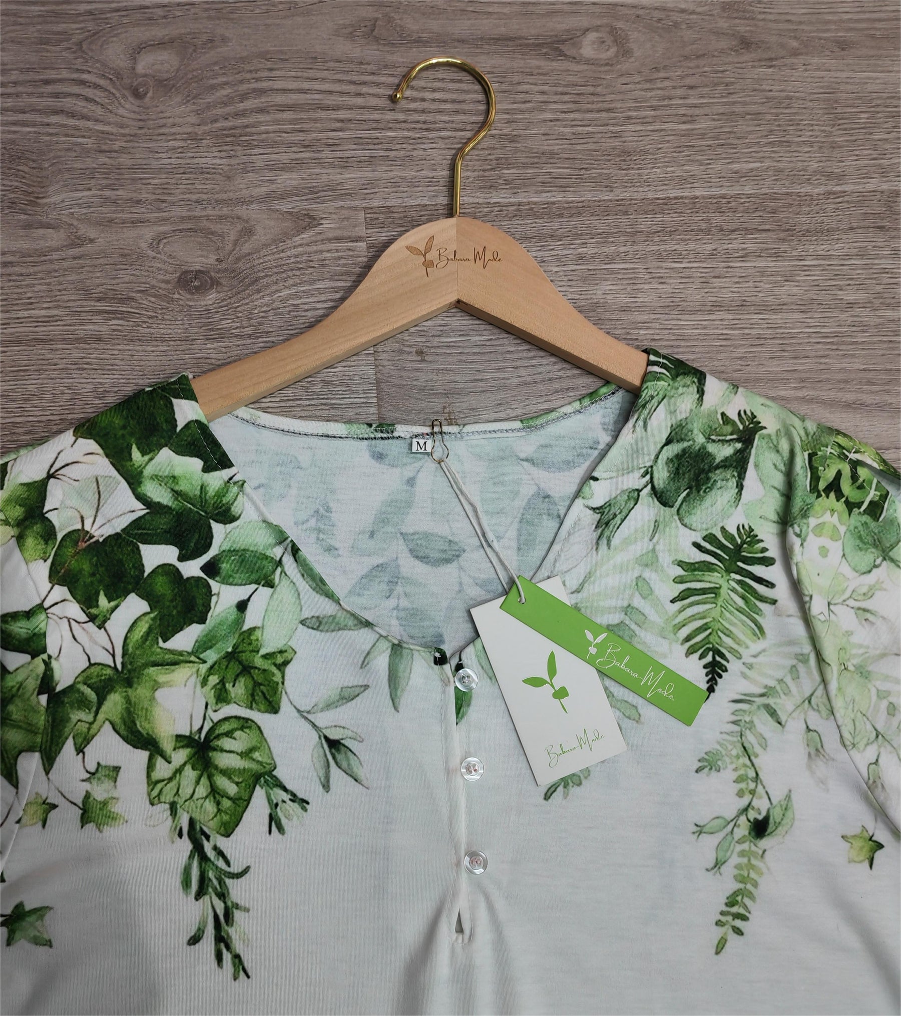 EcoExotica® - Trendy top met korte mouwen en print