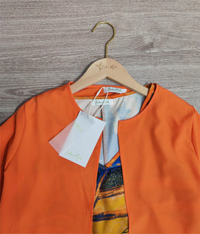 FallStil® - Oranje midi-jurk met halve mouwen en V-hals