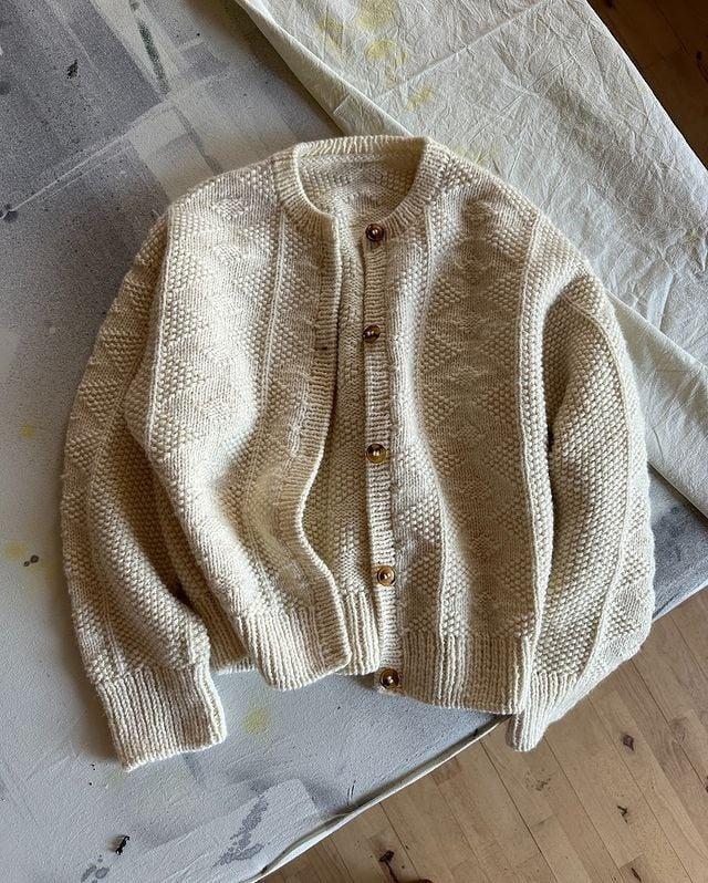 FallStil® - Aprikosenfarbener einfarbiger langärmeliger Cardigan