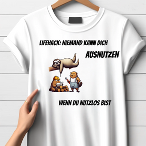 Lifehack Faultier Shirt | Lustiges Sprüche T-Shirt | Humorvolles Design für den Winter | Statement Shirt für Frauen