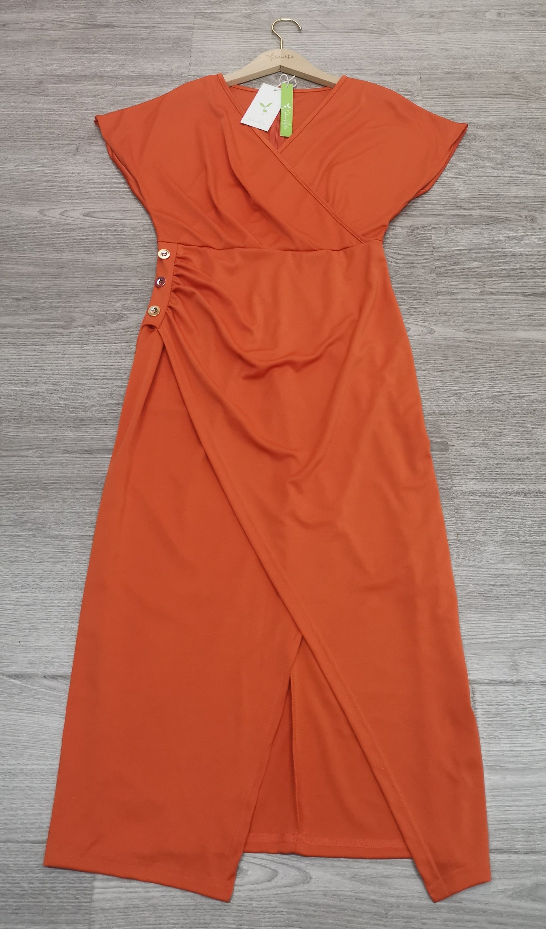 FallStil® - Oranje midi-jurk met V-hals, effen kleur