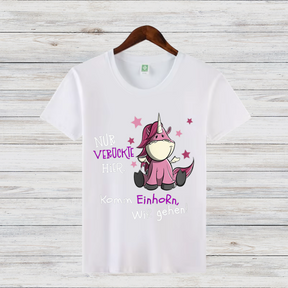 Magisches Einhorn Shirt | Lustiges Geschenk für Winterfans | Humorvolles Statement T-Shirt | Perfekt für kalte Tage