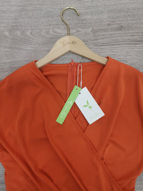 FallStil® - Oranje midi-jurk met V-hals, effen kleur