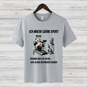 Ich mache gerne Sport | Lustiges Panda Shirt | Humorvolles Motiv für Sportmuffel | Statement-Shirt für Damen