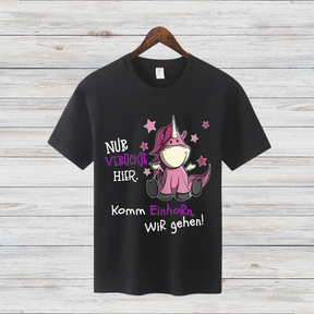 Magisches Einhorn Shirt | Lustiges Geschenk für Winterfans | Humorvolles Statement T-Shirt | Perfekt für kalte Tage