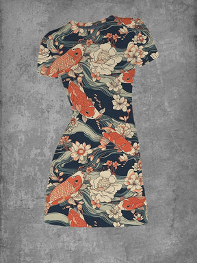 BlossomBliss® - Koi Fish and Flowers T-shirt voor dames met ronde hals